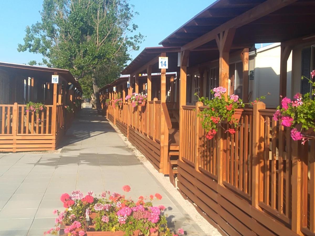 Villaggio Degli Angeli Scerne Pineto Exterior foto